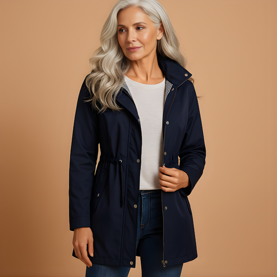 Women’s Lightweight Hooded Wind Jacket – Adjustable Fit for Everyday Wear