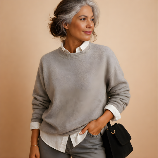 Women’s Wool-Blend Sweater – Elegant Fit for Everyday and Workwear