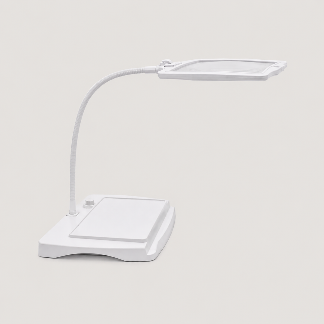 Magnifying Glass with Light - White