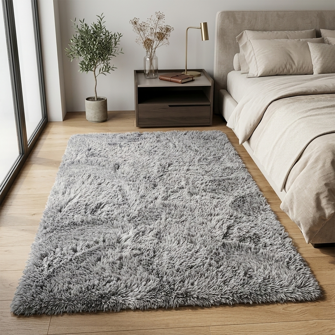 Area Rug with Soft Plush Pile - image 3
