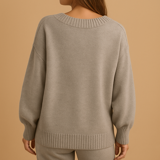 Women’s Soft Knit V-Neck Sweater – Comfortable & Versatile Fit